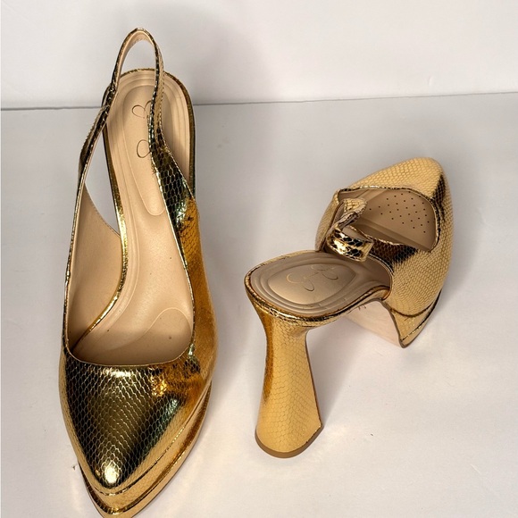 Gold Slingback Heels - Picture 3 of 10